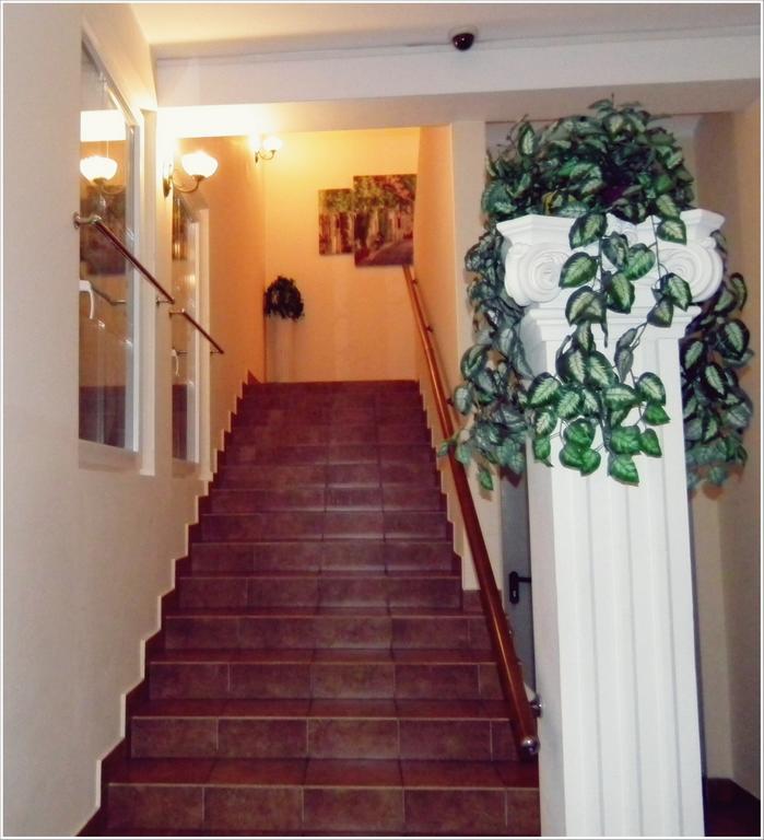 Villa Bella Casa Łomianki Exteriér fotografie