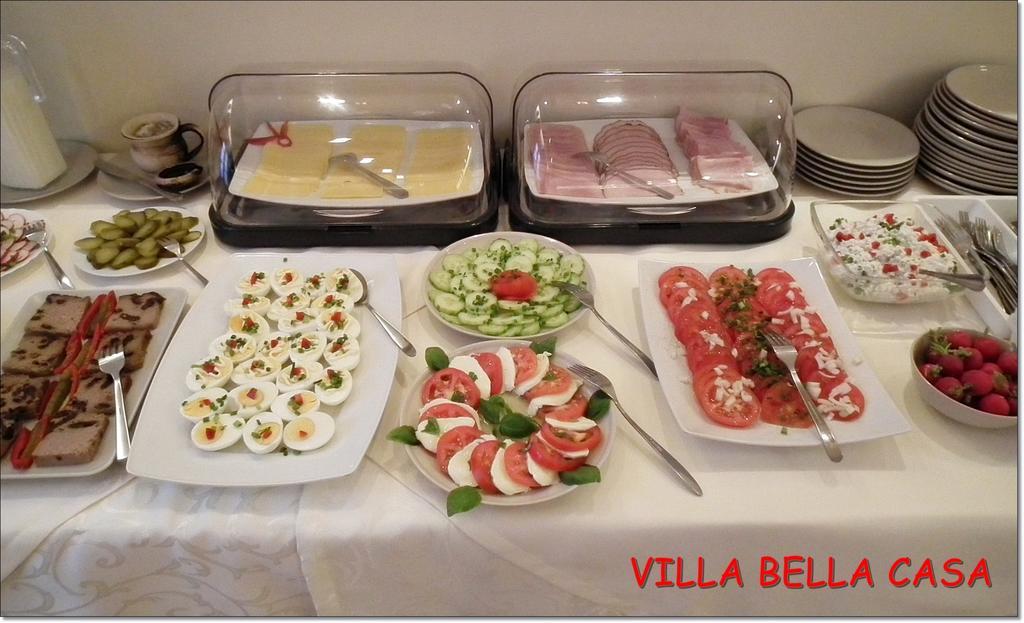 Villa Bella Casa Łomianki Exteriér fotografie